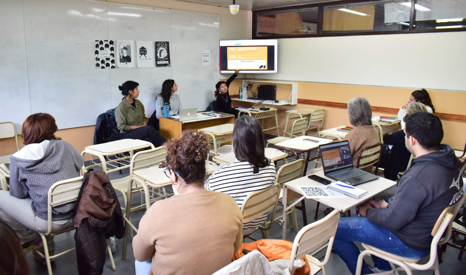 Charla abierta “El sueño de la patria propia