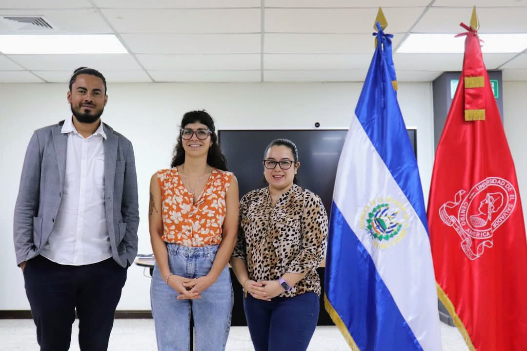 Dueas Diaz El Salvador2