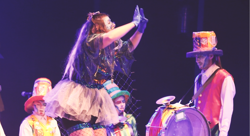 Arrebatando Lgrimas la fuerza del conjunto