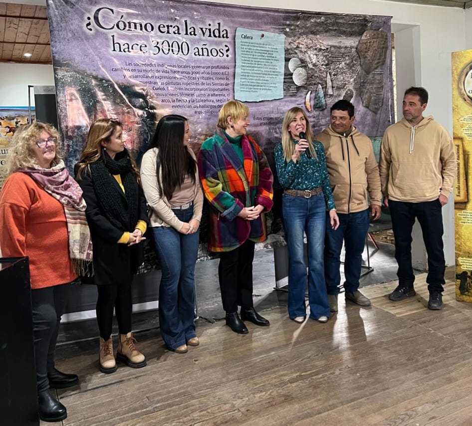 Foto 4. Autoridades en la Inauguracion